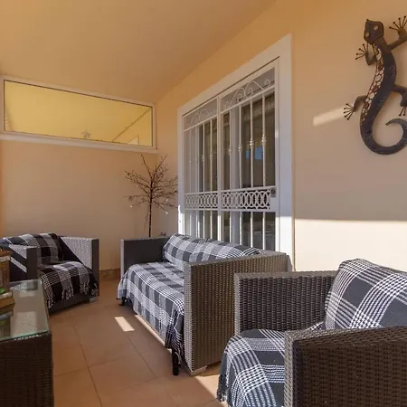 Bahia La Caleta 1 - Two Bed أذيخي